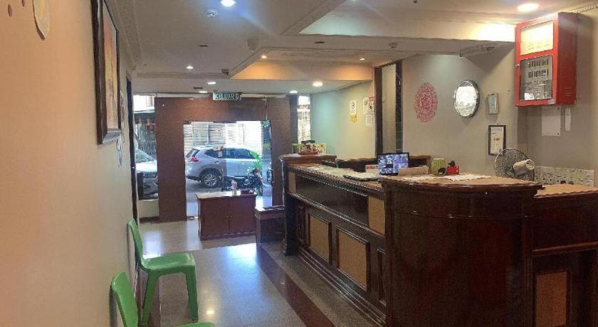 River Park Hotel Sibu Buitenkant foto